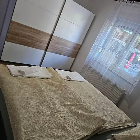 Daria Apartament *