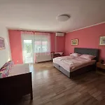 Daria Apartment